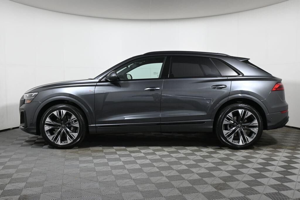 2026 Audi Q8