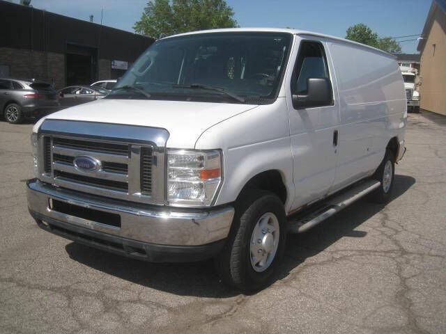 2014 FORD E-250