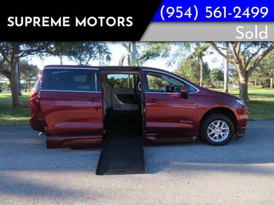 2023 CHRYSLER Pacifica