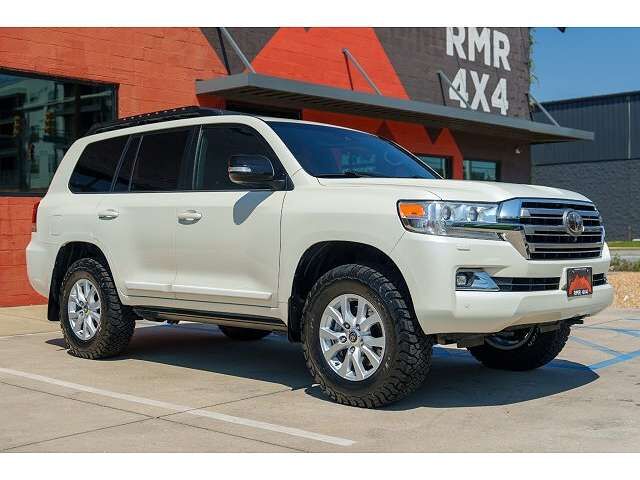 2019 TOYOTA Land Cruiser