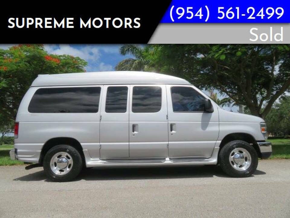 2013 FORD E-150