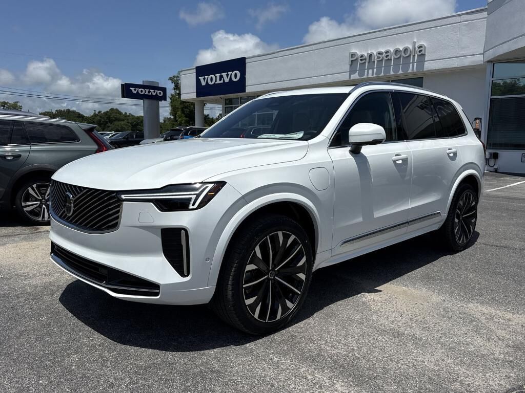 2026 VOLVO XC90