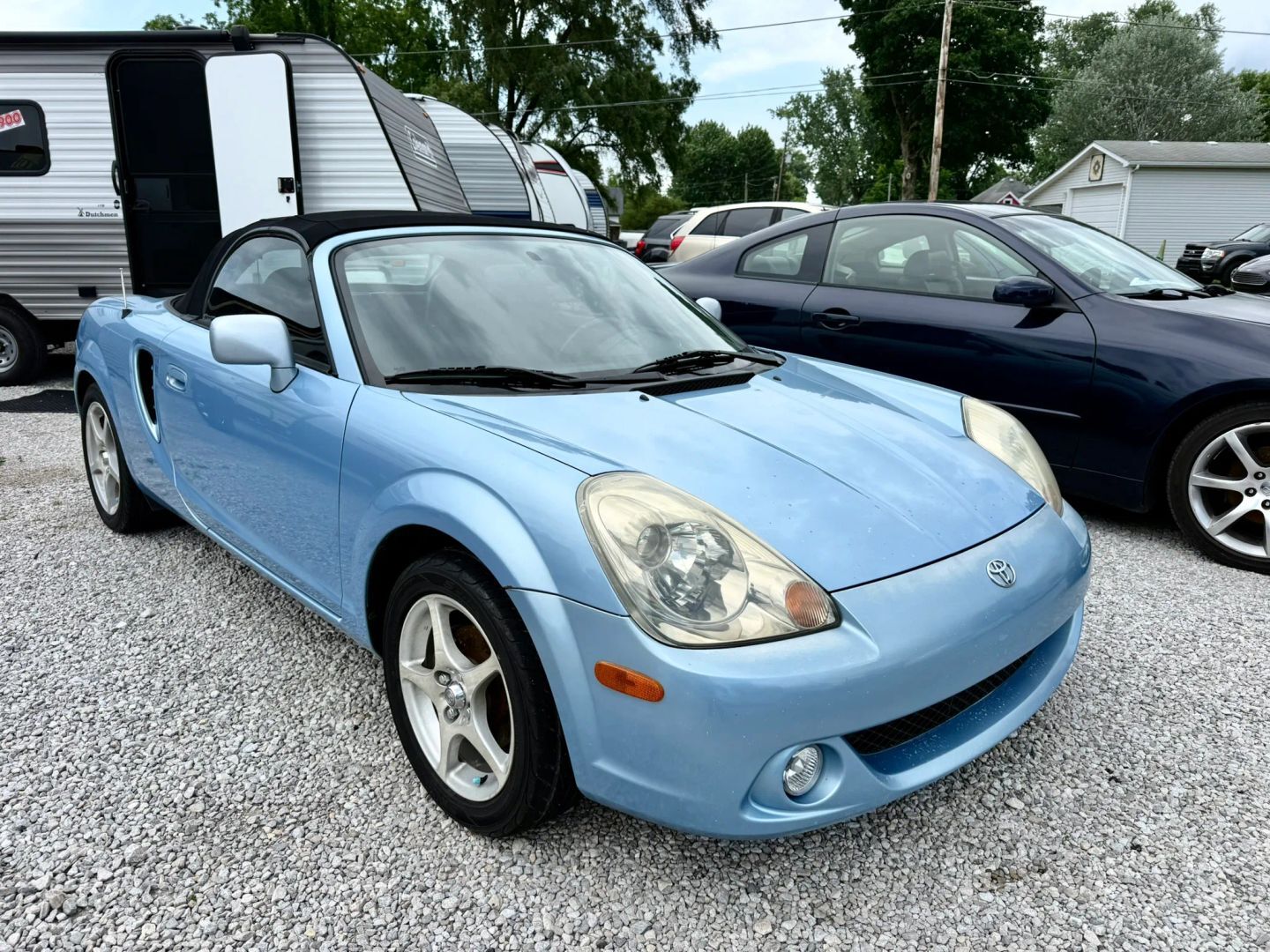 2003 TOYOTA MR2