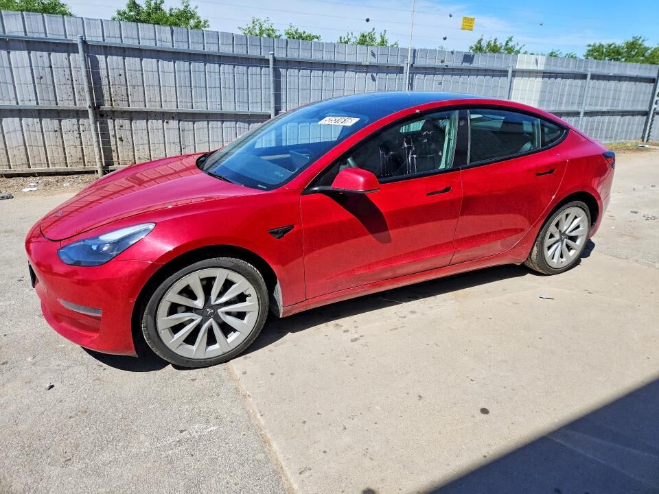 2022 TESLA Model 3