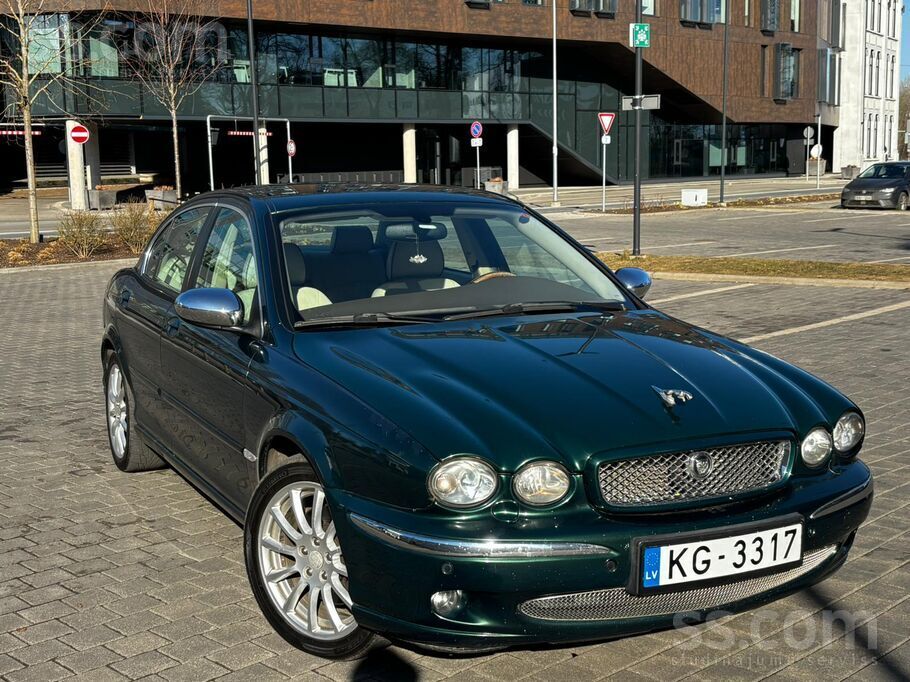 Jaguar X-Type