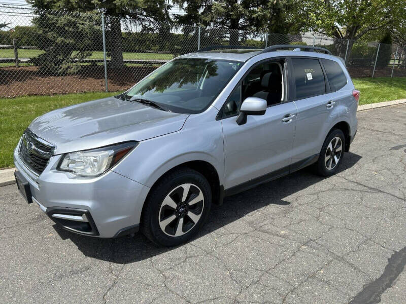 2017 SUBARU Forester