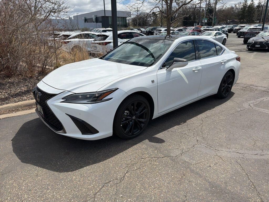 2025 Lexus ES