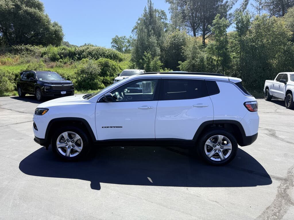 2024 JEEP Compass