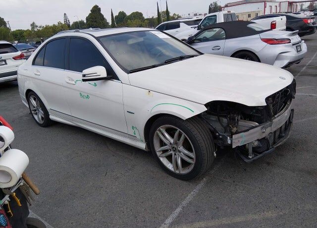 2012 MERCEDES-BENZ C-Class