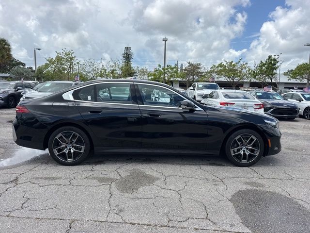 2026 BMW 530i
