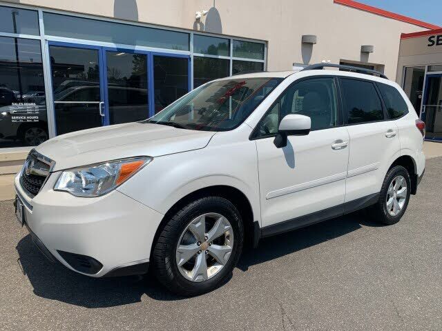 2015 SUBARU Forester