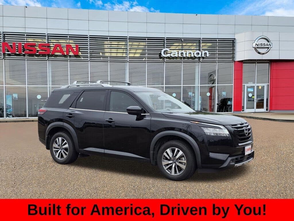 2023 NISSAN Pathfinder