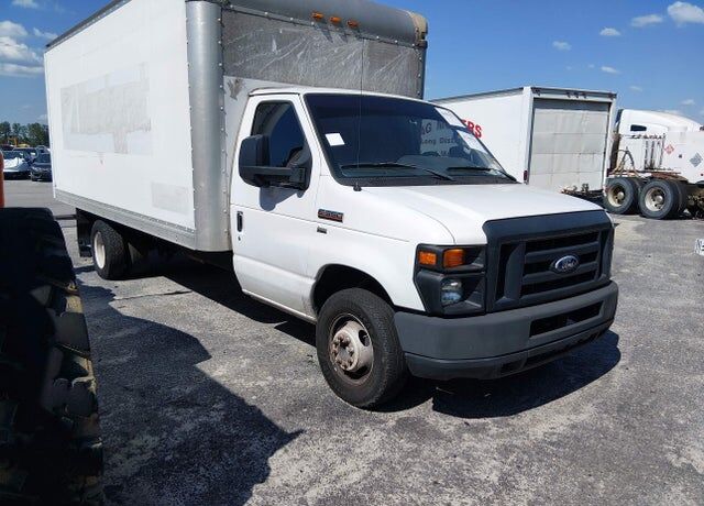 Ford E-350