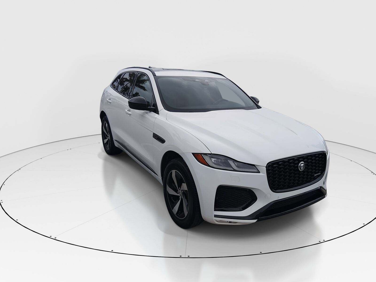 2025 JAGUAR F-Pace