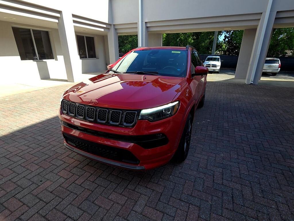 2023 JEEP Compass