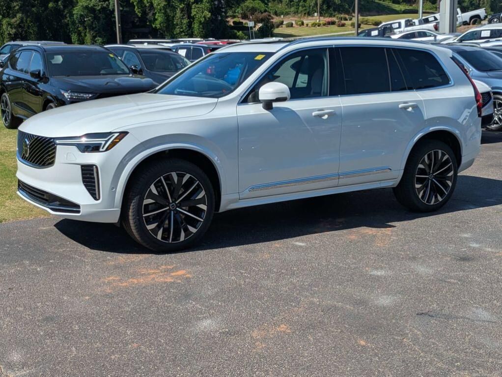 2026 VOLVO XC90