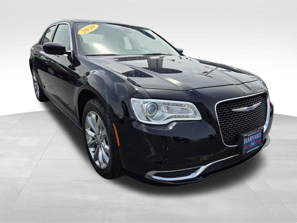 2018 Chrysler 300
