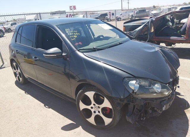 2013 VOLKSWAGEN Golf GTI