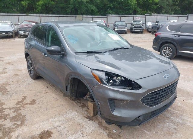 2021 FORD Escape