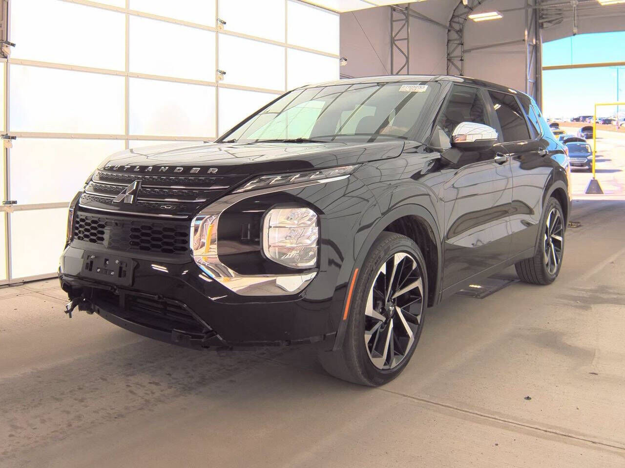 2022 MITSUBISHI Outlander