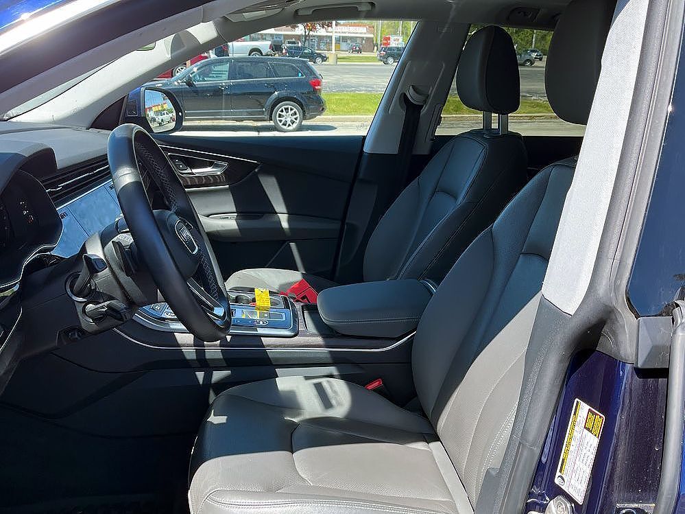 2022 Audi Q8