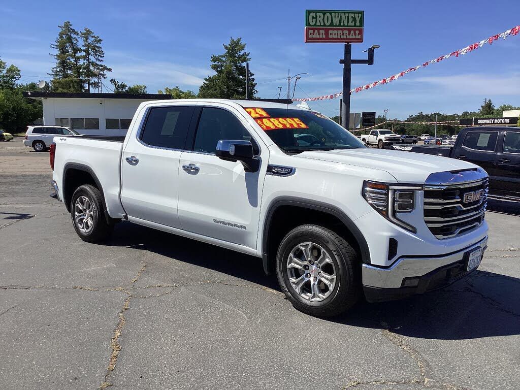 2024 GMC Sierra