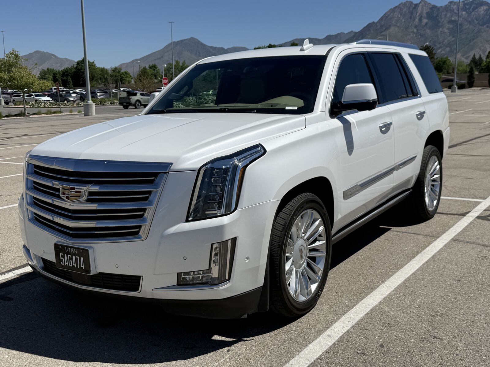 2018 CADILLAC Escalade
