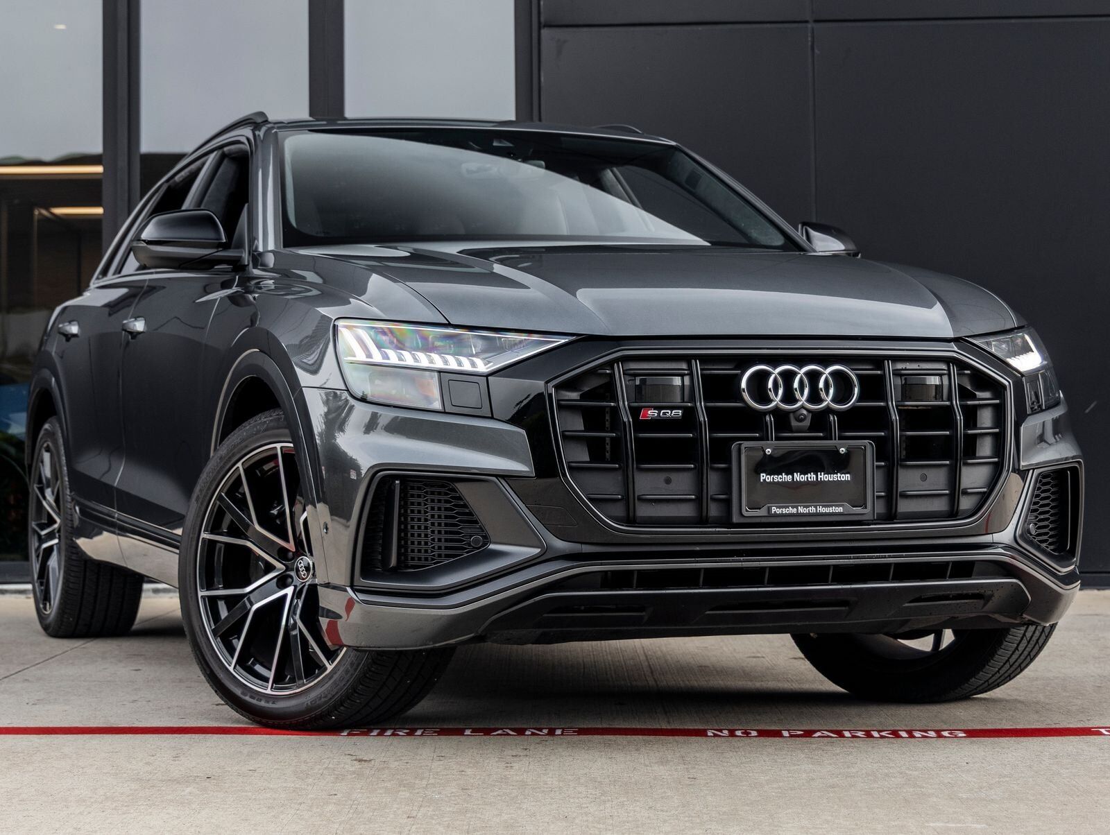 2023 Audi SQ8