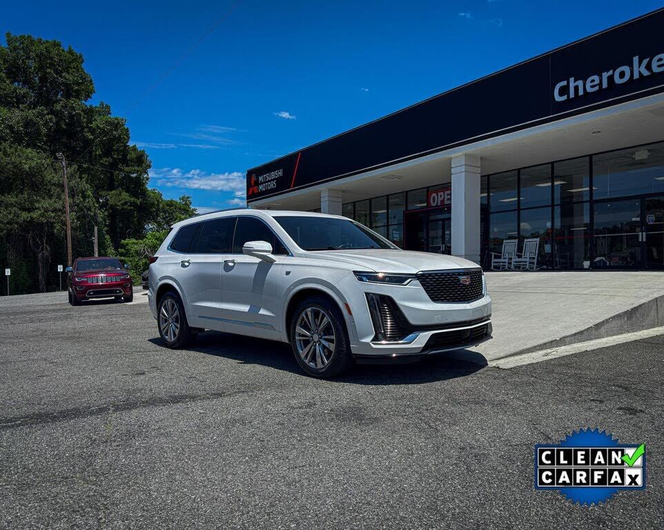 2024 CADILLAC XT6