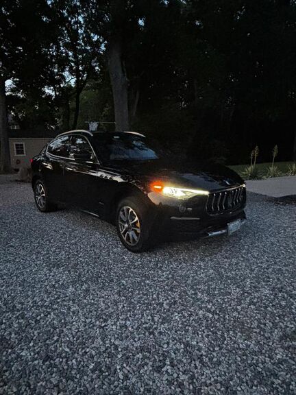 2021 MASERATI Levante