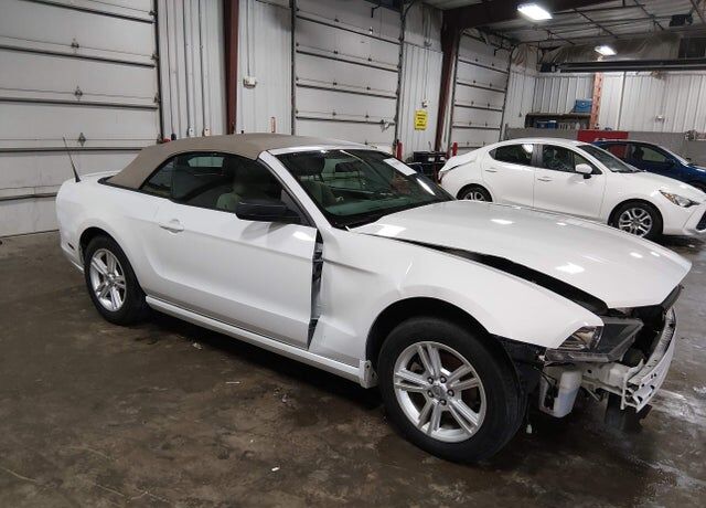 2014 FORD Mustang