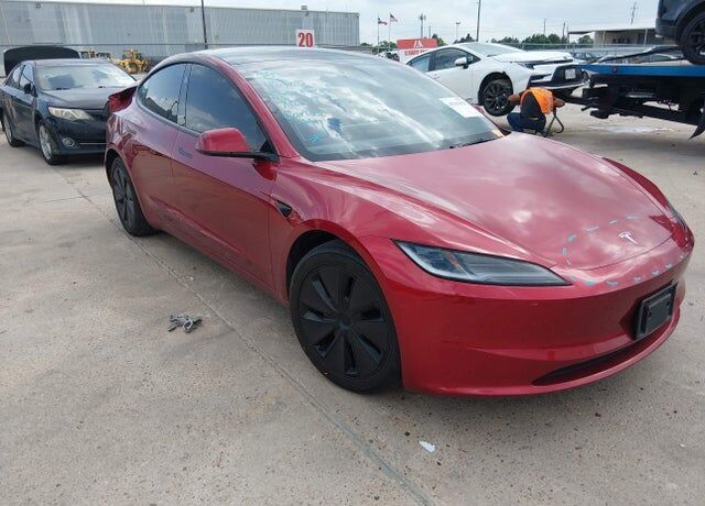 2024 TESLA Model 3