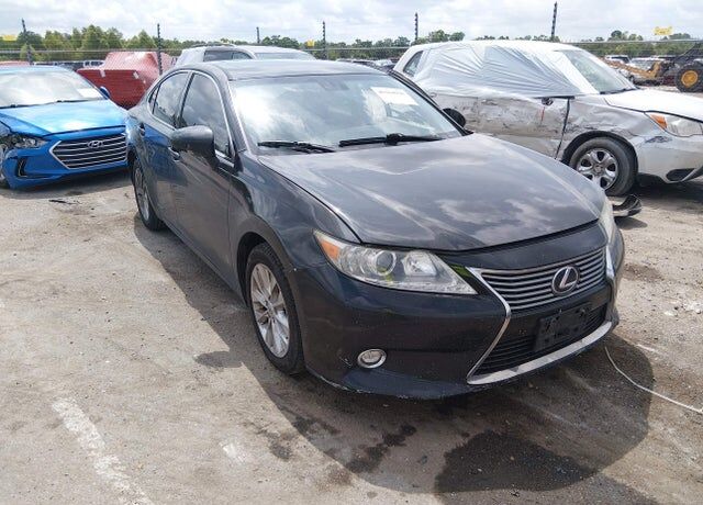 2014 LEXUS ES