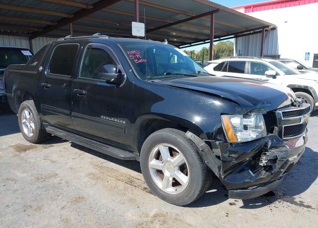 2013 CHEVROLET Avalanche
