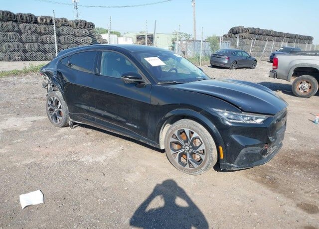 2021 FORD Mach-E