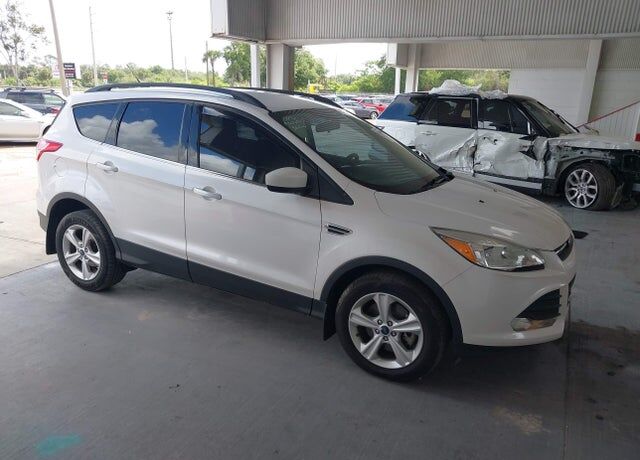 2016 FORD Escape