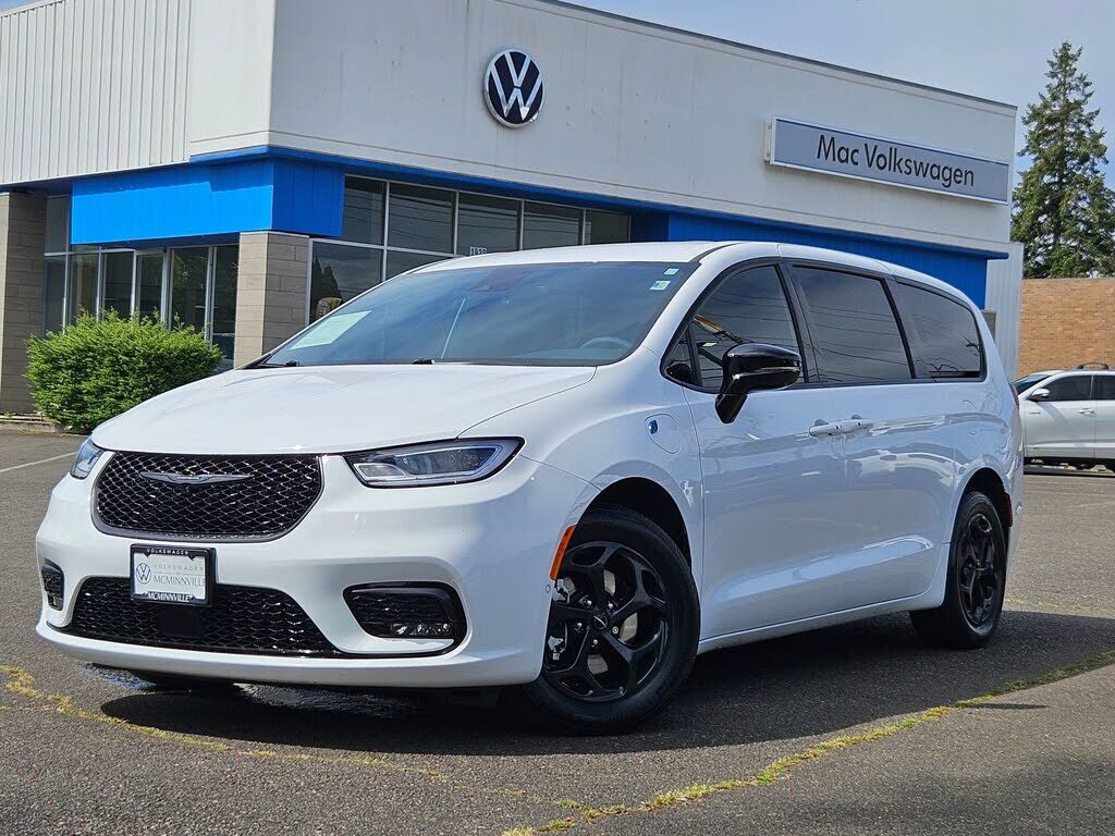 2024 CHRYSLER Pacifica