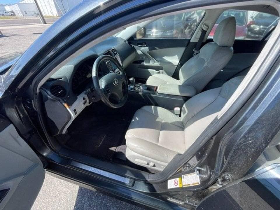 2006 LEXUS IS