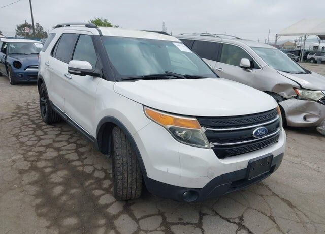2011 FORD Explorer