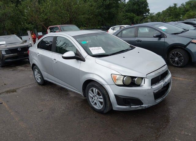 2015 CHEVROLET Sonic