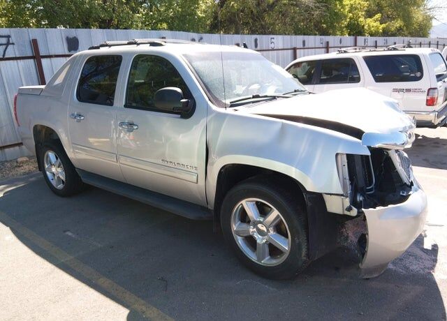 2011 CHEVROLET Avalanche