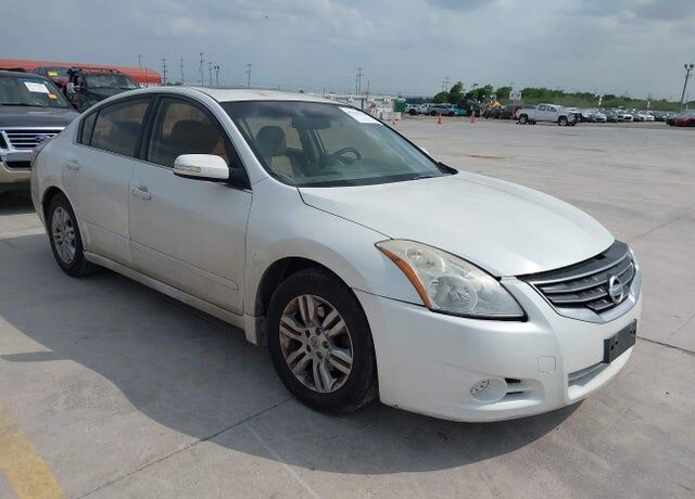 2011 NISSAN Altima