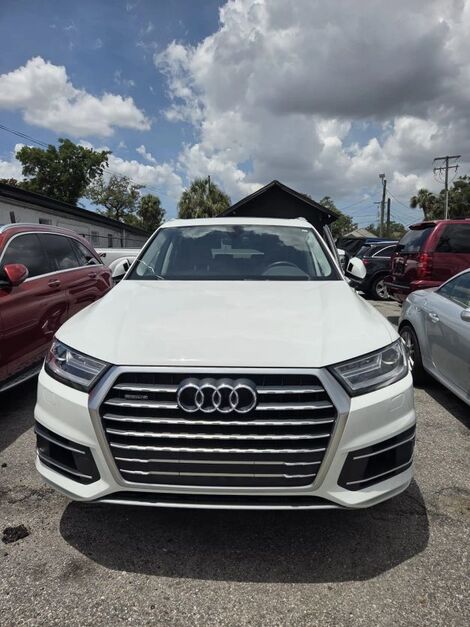 2018 AUDI Q7