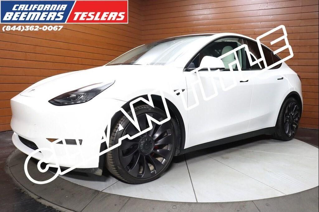 2022 TESLA Model Y