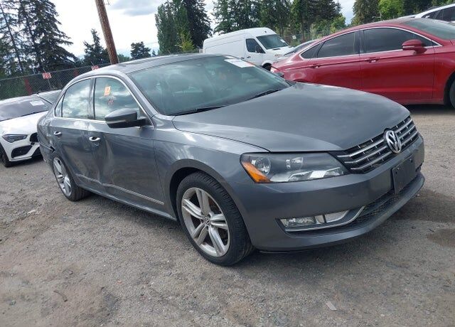 2014 VOLKSWAGEN Passat