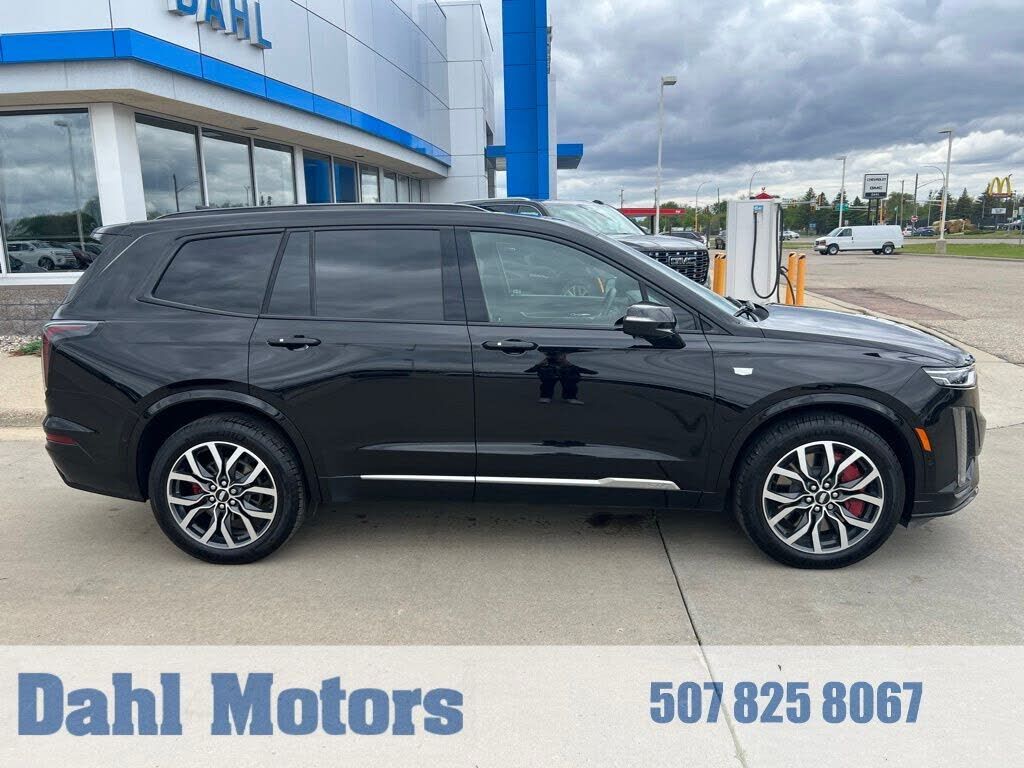2025 CADILLAC XT6