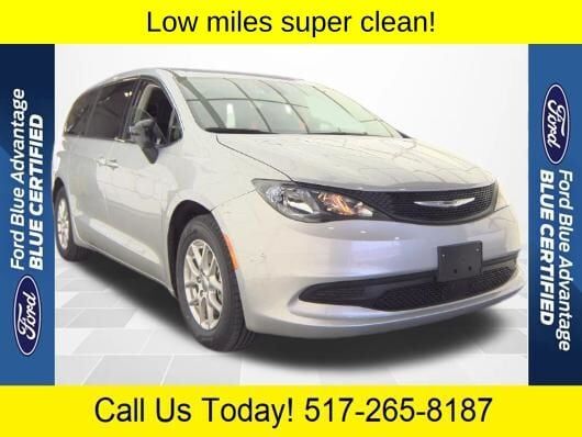 2024 CHRYSLER Voyager
