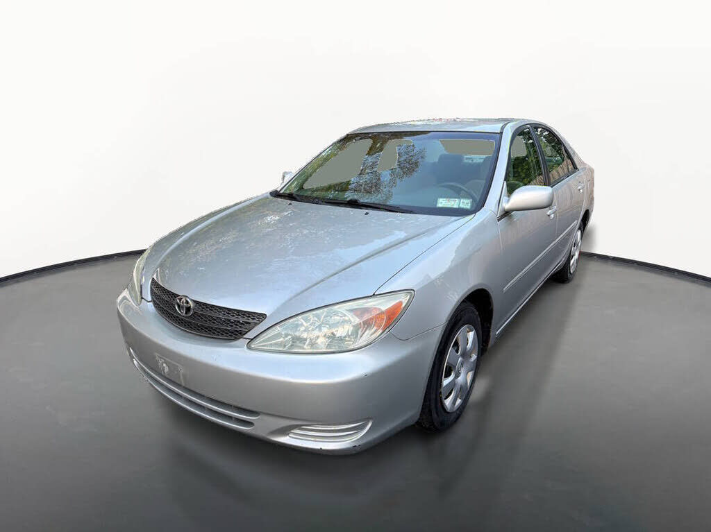 2004 TOYOTA Camry