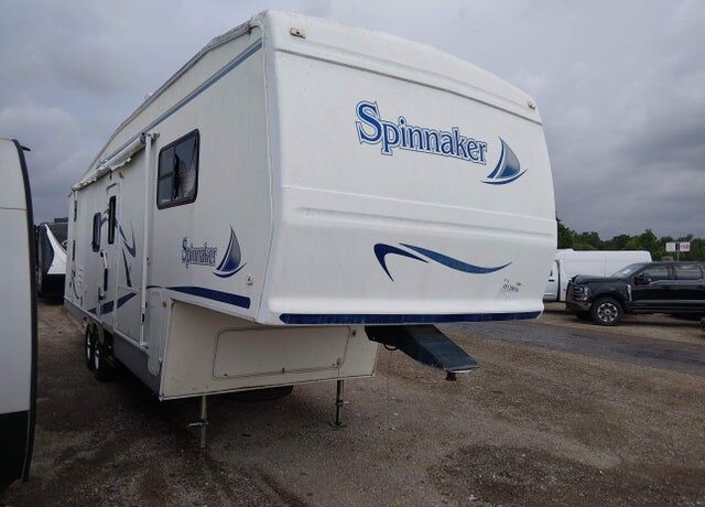 2004 FOREST RIVER Spinnaker Towables
