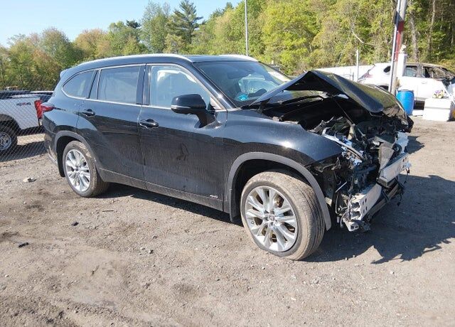 2023 TOYOTA Highlander